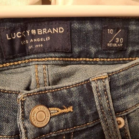 Lucky Brand Denim Straight Jeans 10/30 💙💙💙💙 - Picture 2 of 11